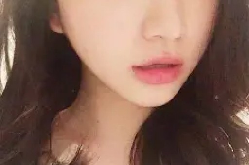 一夜塌房！圈内女星深夜爆料陈小春过往被扒 好男人形象彻底翻车
